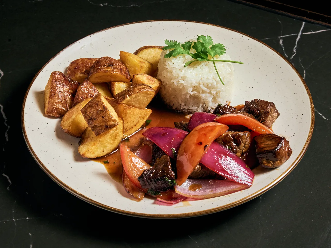Lomo Saltado